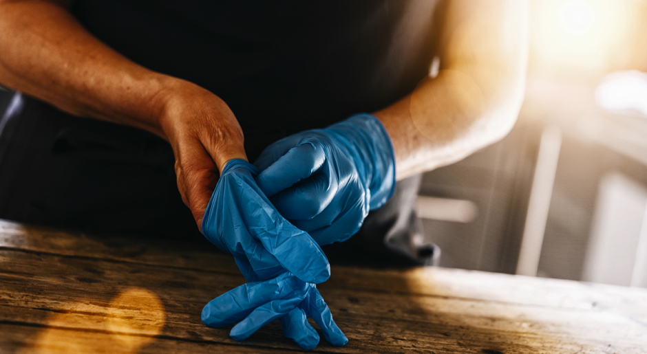 Why Do Chefs Wear Gloves?